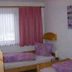 Gaestehaus Summer Apartman