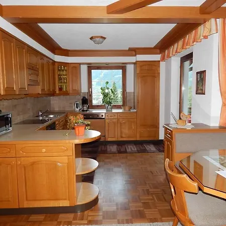 Summer Apartment *